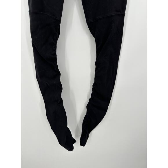 Alo Womens Mid Rise Black Fitted Leggings Size XS Tight Athleisure Workout Tight - Picture 3 of 7